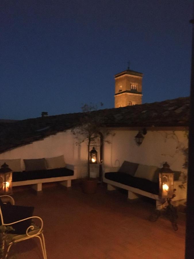 A Palazzo Fortebracci B&B 수트리 외부 사진
