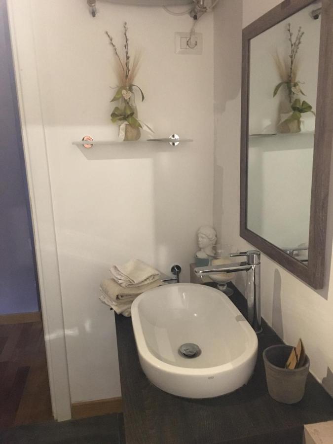 A Palazzo Fortebracci B&B 수트리 외부 사진